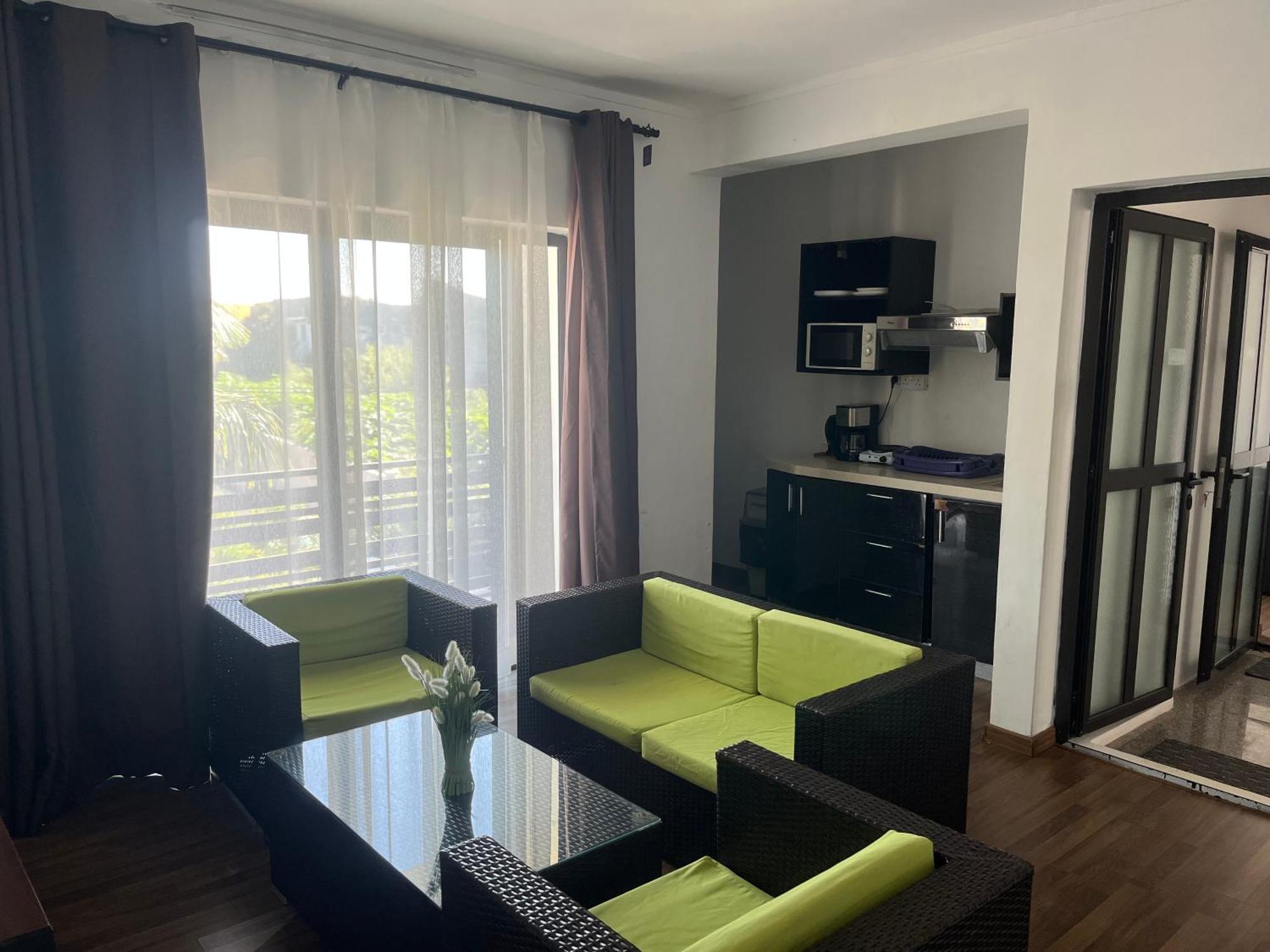 Le Binome Aparthotel กรองด์เบย์ ภายนอก รูปภาพ