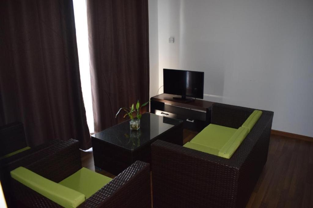 Le Binome Aparthotel กรองด์เบย์ ภายนอก รูปภาพ